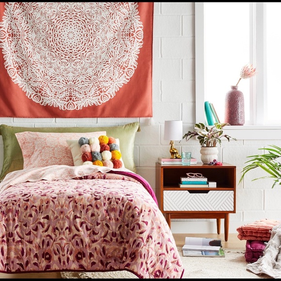 Opalhouse Bedding New Opal House Floral Quilt Poshmark